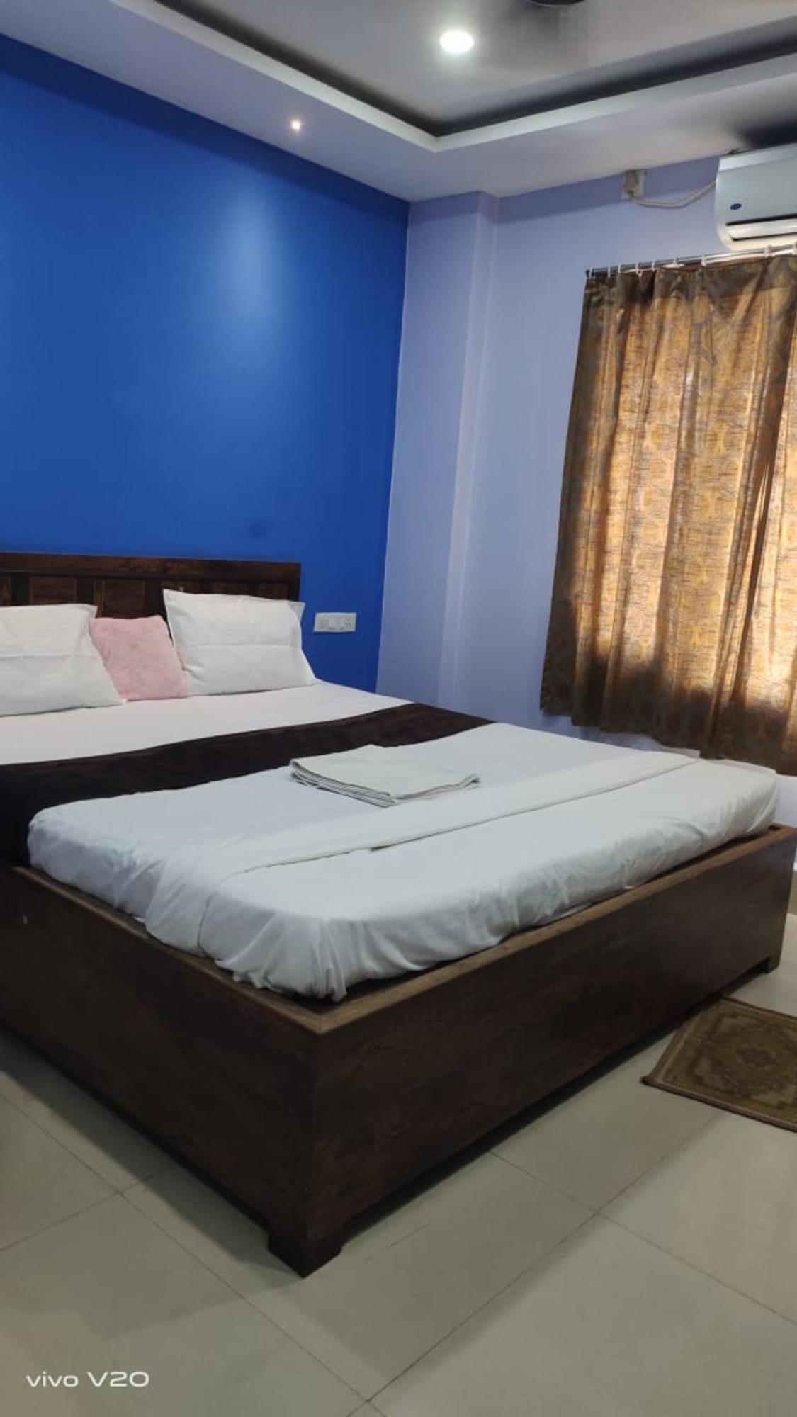 Hotel Tara Lodge Grand Road Puri - Near Jagannath Temple - Best Location Экстерьер фото