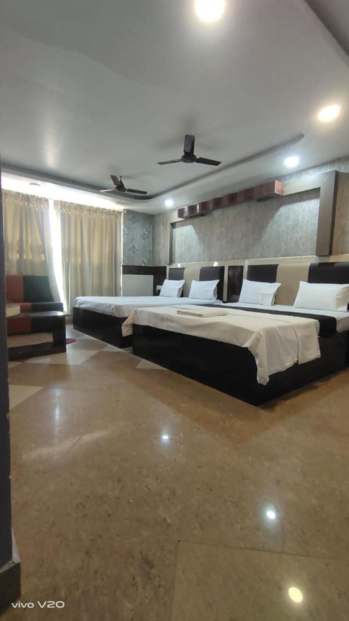 Hotel Tara Lodge Grand Road Puri - Near Jagannath Temple - Best Location Экстерьер фото