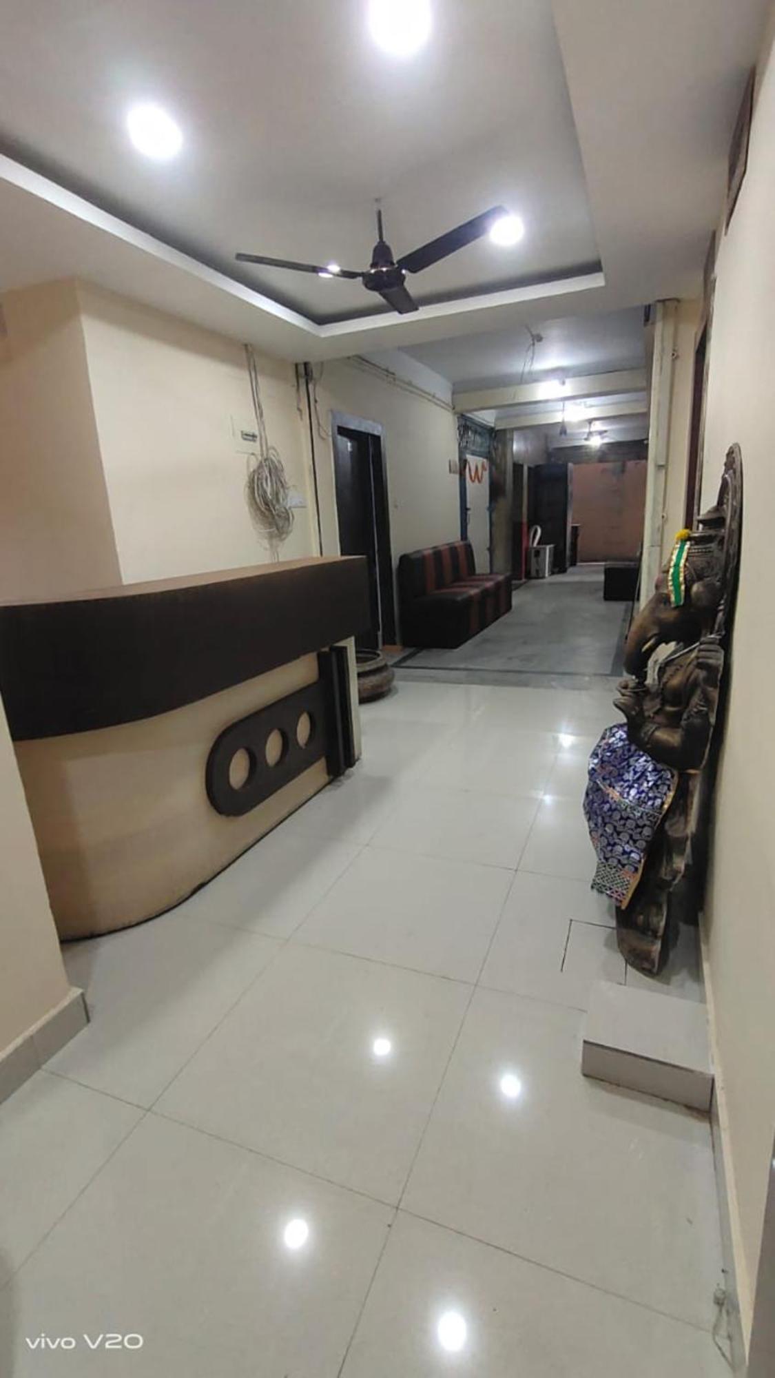 Hotel Tara Lodge Grand Road Puri - Near Jagannath Temple - Best Location Экстерьер фото