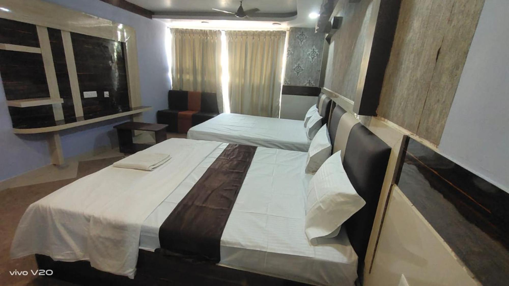 Hotel Tara Lodge Grand Road Puri - Near Jagannath Temple - Best Location Экстерьер фото