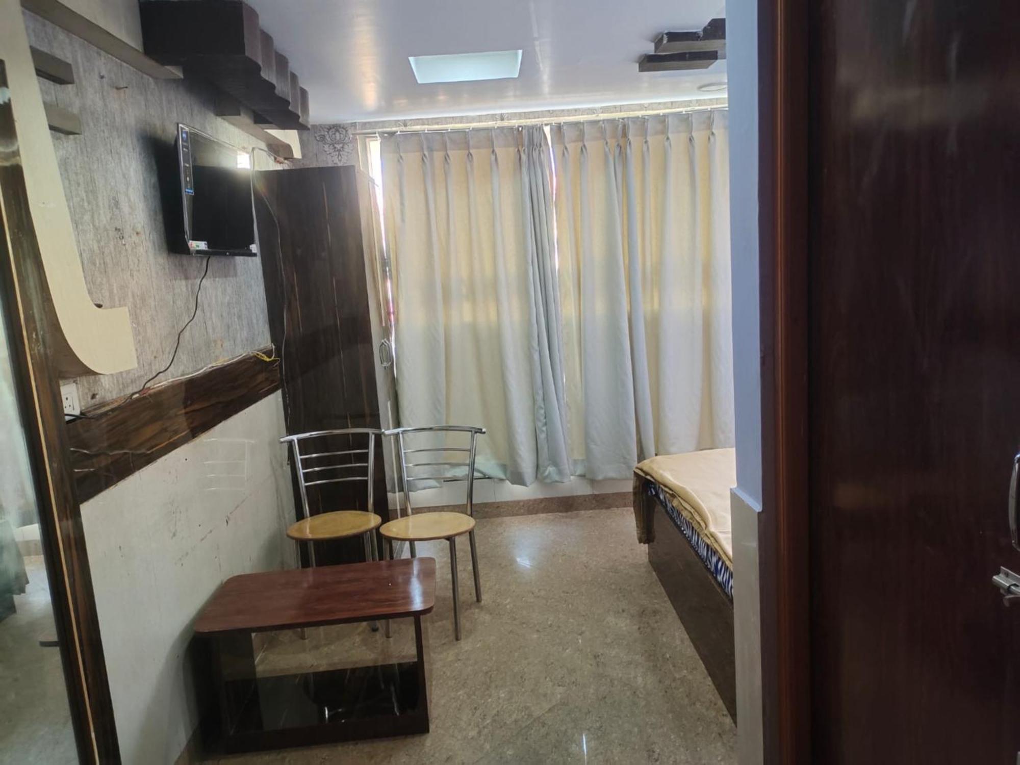 Hotel Tara Lodge Grand Road Puri - Near Jagannath Temple - Best Location Экстерьер фото