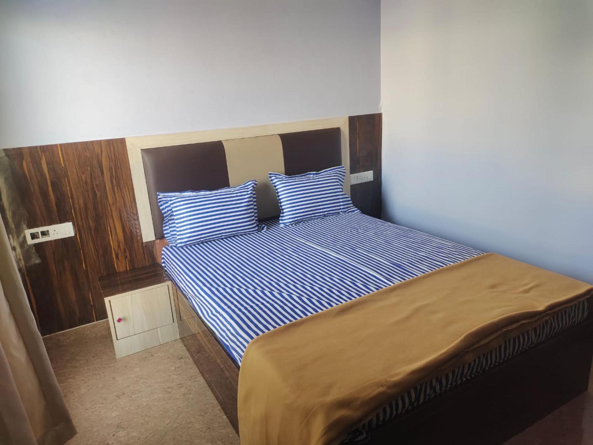 Hotel Tara Lodge Grand Road Puri - Near Jagannath Temple - Best Location Экстерьер фото